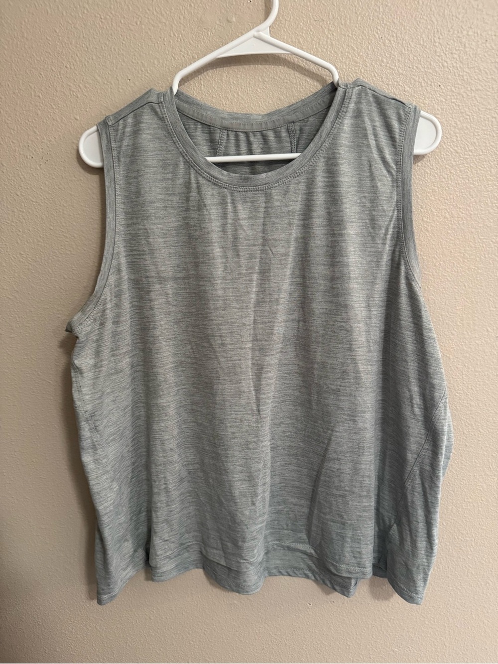 Danskin Heathered Gray Sleeveless Crewneck Tank